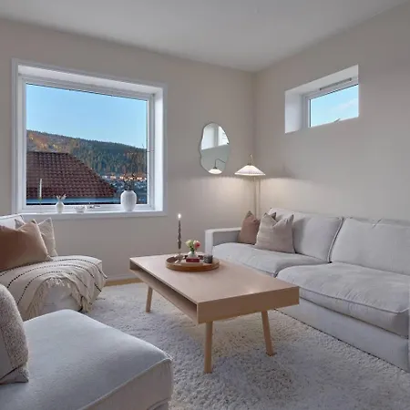 Appartement Luxurious W/ Beautiful Location