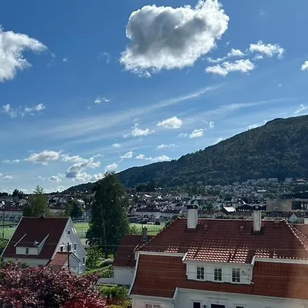 Appartement Luxurious W/ Beautiful Location *